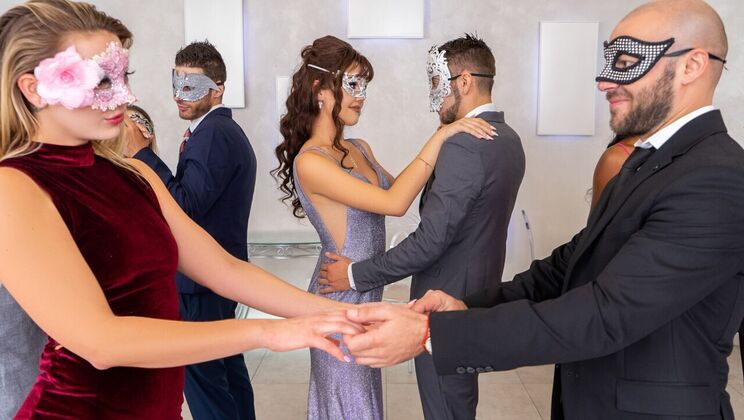 Shemale Seduction in Thongs