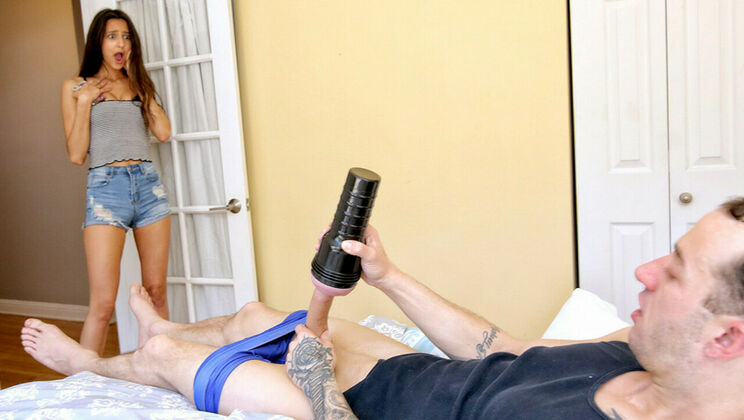 Horny Step Sis Gets It On with Stepbro's Large Cock