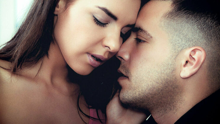 [SexArt] - Love Story 2: Brunette and Blowjob (2017) - Alberto Blanco - Henessy A