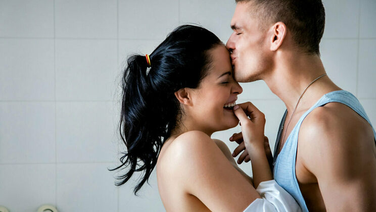 [SexArt] - Kissing and Sex with Natural Tits - Dolly Diore - Maxmilian Dior