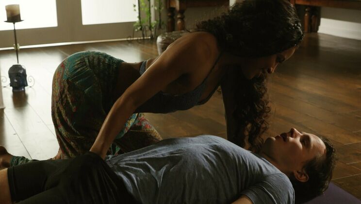 [BellesaFilms] - Passionate Pussy Licking Encounter - Demi Sutra - Robby Echo