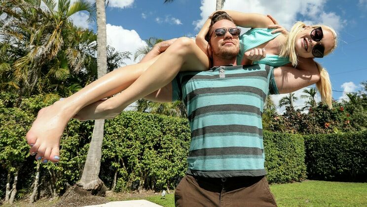 [Don'tBreakMe] - Blonde Babe Enjoys Outdoor Doggystyle with Big Cock - Anastasia Knight - Kyle Mason