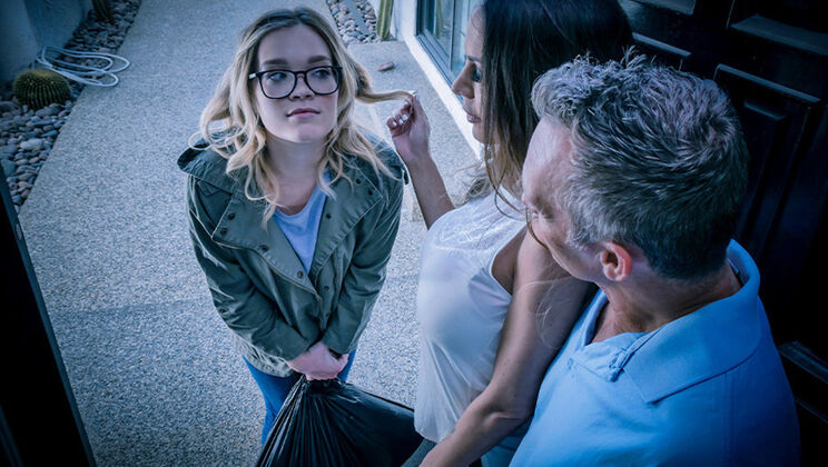 [FosterTapes] - Foster Mom Teaches Thieves No Go - Marcus London - Mckenzie Lee - Katie Kush