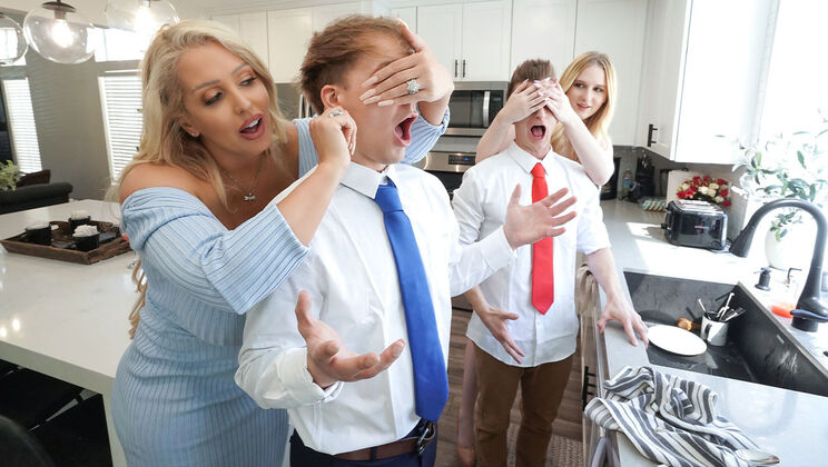 [MomSwap] - Taboo Home Fucking with Stepmom - Alura TNT Jenson - Audrey Madison - Joshua Lewis - Oliver Faze
