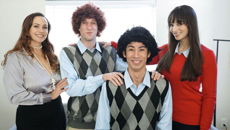 [MomSwap] - Stepmothers and Their Boys - Lexi Luna - Bella Rossi - Cody Carter - David Lee