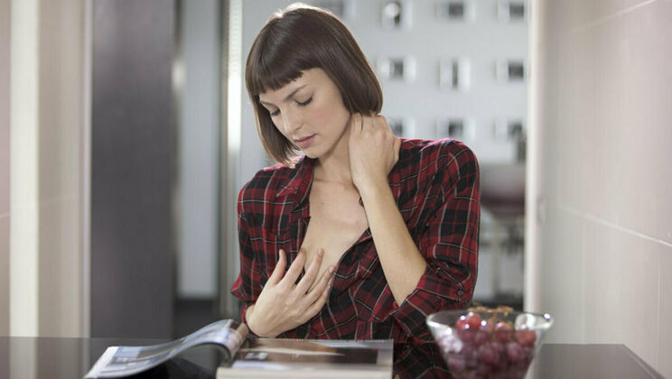 [SexArt] - Italian Girl's Solo Masturbation - Flora