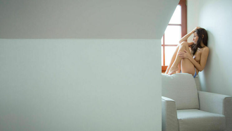 Masturbation Beauty: Michaela Isizzu