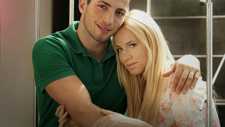 [SexArt] - Handjob and Kissing with Joel Tomas and Kiara - Kiara Lord - Joel Tomas