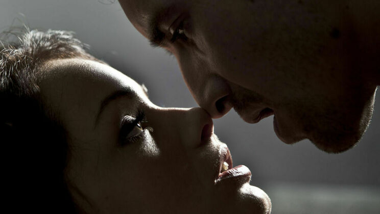 [SexArt] - Sophie Lynx & Luna: Bra & Suspenders (2014) - Luna - Sophie Lynx - Whitney Conroy - Franck Franco