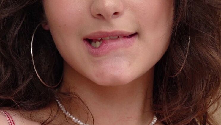 [ErikaKortiStudio] - Lola Bredly Gets Her Tight Ass Fucked - Anal Casting - Steve - Lola Bredly