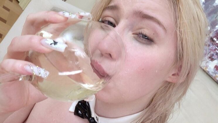 [ErikaKortiStudio] - Teen Gangbang: Kira Viburn Takes It All - Steve - Willy Regal - Kira Viburn - Pimpal Bill - Marty Dope - Markus Weles