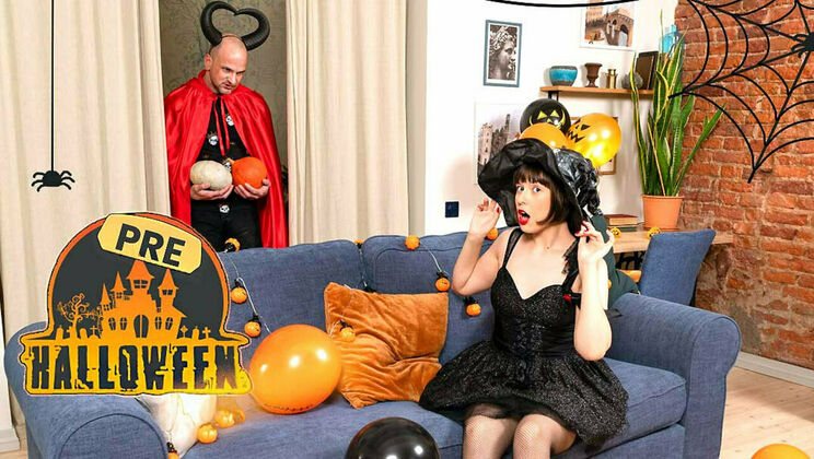 [ClubSweethearts] - Brunette Bombshell Sandy Cheeks Gets Fucked - Andrew Marshall - Sandy Cheeks