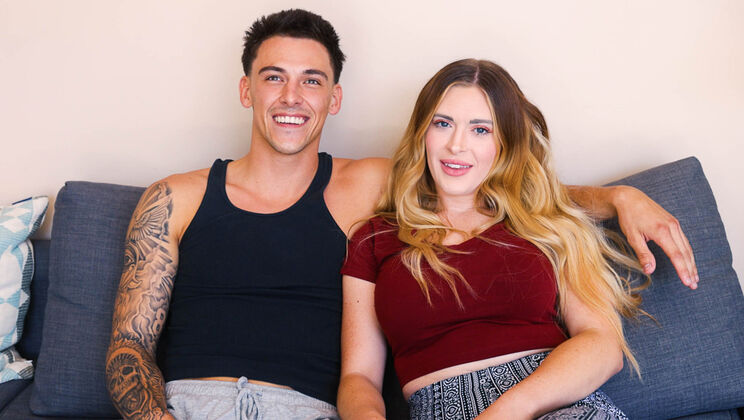 [HotGuysFuck] - Short-Haired Brunette Lindsay Lee in Sex Debut