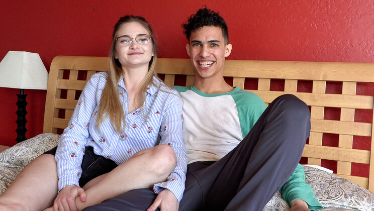 [HotGuysFuck] - Marc Wallace and Savannah Camon's Pre-Intimacy Interview - Savannah Camon - Marc Wallace