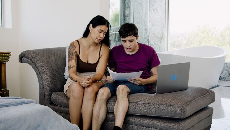 Ricky Spanish Bangs Latina Stepmom Dana Vespoli