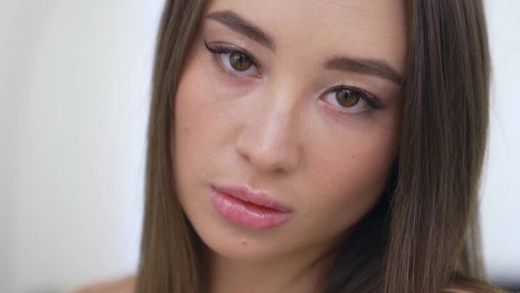 Italian Cock Satisfies Beautiful Asian Girl's Deepthroat