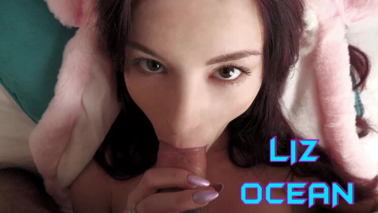 [WakeupnFuck] - Liz Ocean's Pissing and Ass-To-Mouth Encounter - Liz Ocean