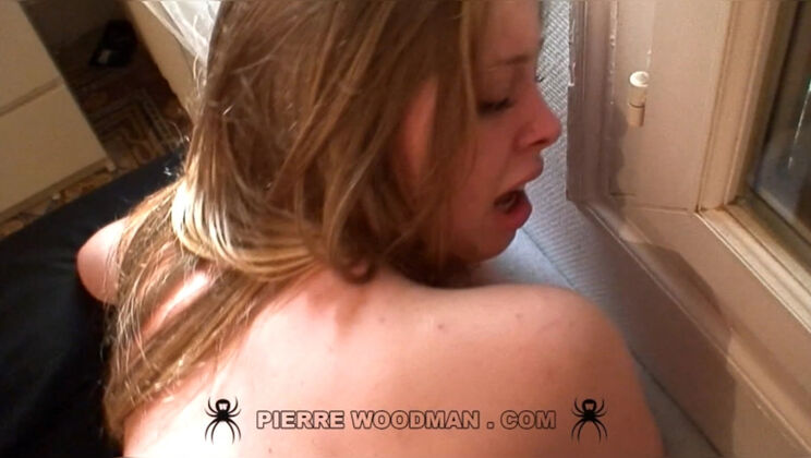 Holly Viya's Shaved Pussy and Small Tits