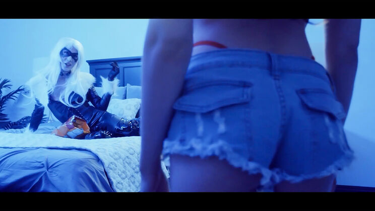 MILF and Redhead Lesbian Sex