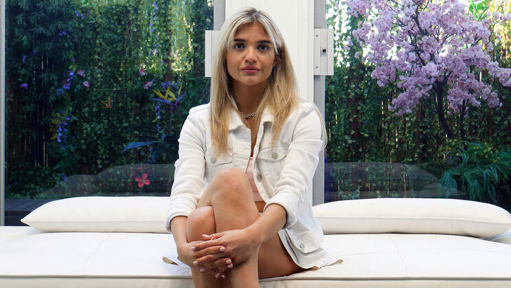 Carter's Audition: Reverse Cowgirl and Deepthroat