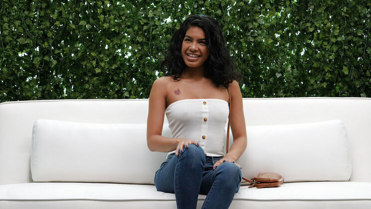 [NetGirl] - Maya's Deepthroat Audition Experience