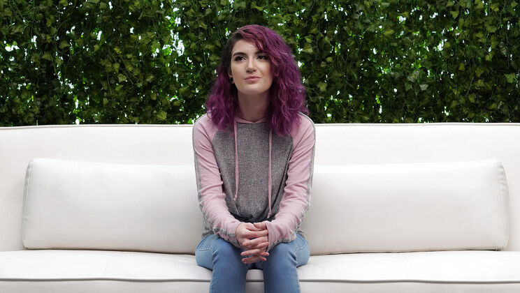 [NetGirl] - Scarlett's Cowgirl Style Casting - Scarlett