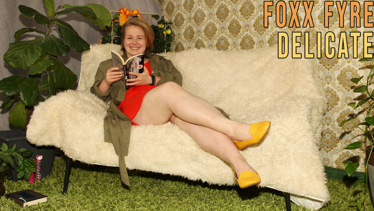 Foxx Fyre's Pale and Shaved Body