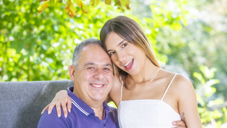 [Oldje] - Tire Trouble Leads to Sexy Blowjob