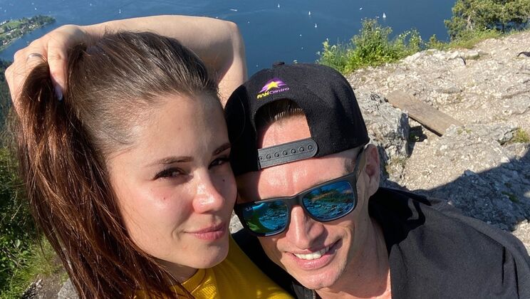 Cherry Kiss Anal and Piss Action