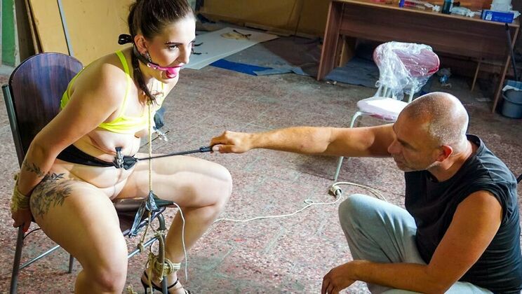 Piercing and Gagging: Suzie's Hardcore Scene