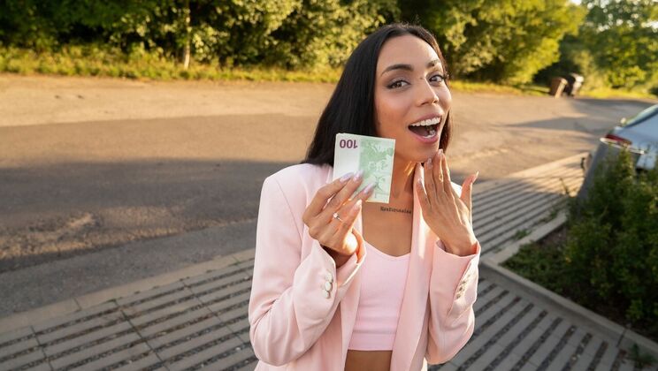 [PublicAgent] - Handjob for Colombian Girl with Bubble Butt