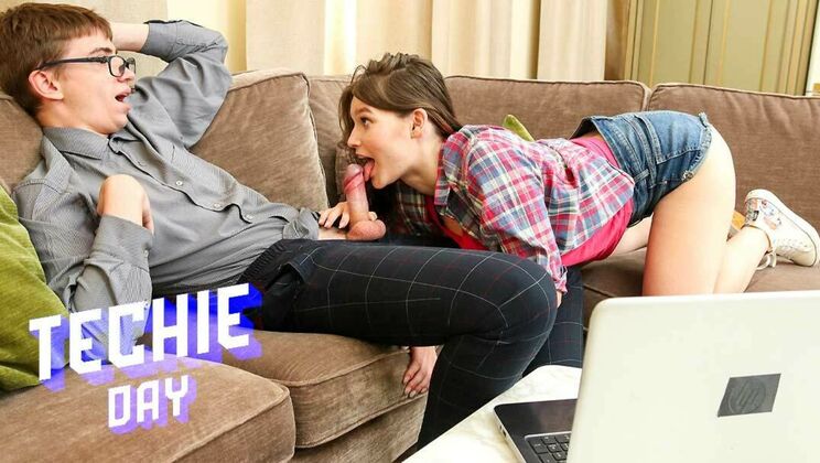 [ClubSweethearts] - Fomgosha Haynes Brunette Teen - Blowjob & Hardcore Fuck - Fomgosha Haynes - Janyk Brones