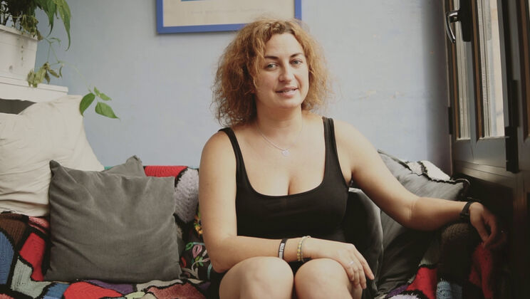 Nina's Train Fucking Choice