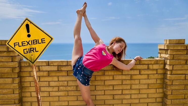 The Flexible Teen Brunette Nicole Murkovski