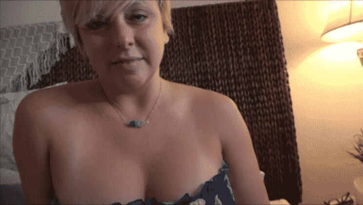 [MomComesFirst] - Blonde PAWG's POV Blowjob - Brianna Beach