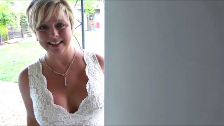 Big Tits Teacher Brianna Beach Gives Blowjob & Cumshot