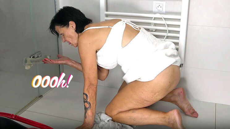 Afterparty Fun with Cocco Grand