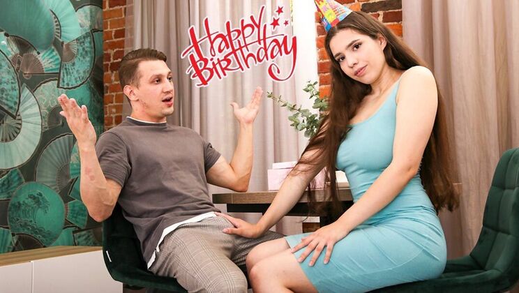 [ClubSweethearts] - Young Teen Birthday Doggystyle Surprise - Steve Hardy - Molly Kit