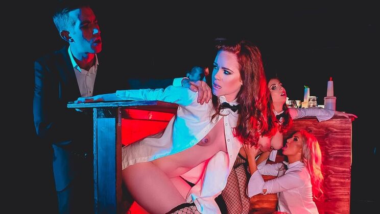 Gloryhole Double Penetration with Natural Tits Babes