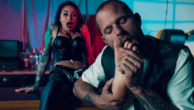 Monique Alexander's Outdoor Sex Fest