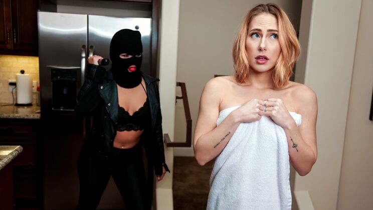 [DigitalPlayground] - Innie Pussy and Outie Pussy Lesbian Licking and Scissoring - Jenna Sativa - Carter Cruise