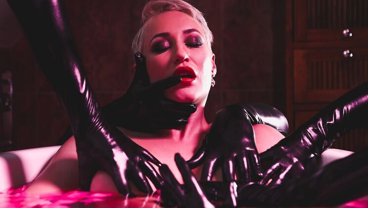 [DigitalPlayground] - Hardcore Lesbian Scene: Fisting, Squirt, and Pussy Worship - Bonnie Rotten - Ryan Keely