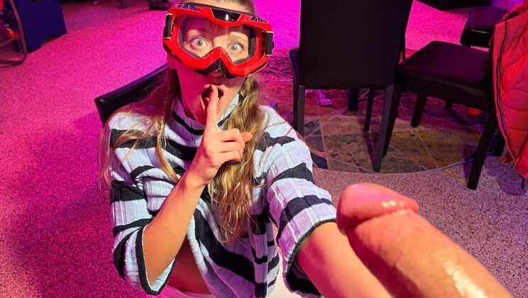 [Let'sPostIt] - Hardcore Blowjob to Doggystyle with GI Joey