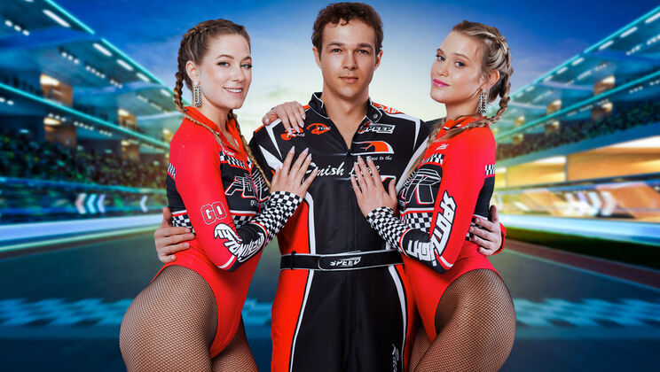 [StepSiblings] - PAWG Stepsister River Lynn's Supportive Obedient Threesome Blowjob - River Lynn - Jayden Marcos - Chloe Rose