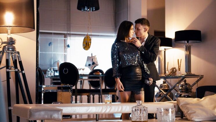 [Brazzers] - Brunette with Tattoo and Piercing Sucks Cock - Charlie Dean - Liya Silver