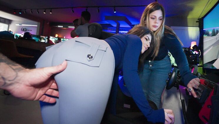 Racy Arcade Games Lead to Kay Rhea Taking a Facial